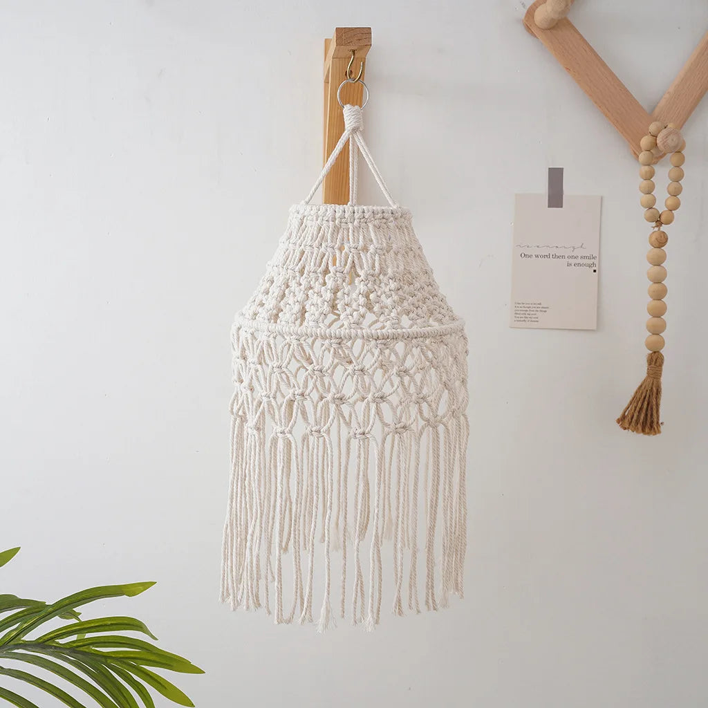 lustre macrame